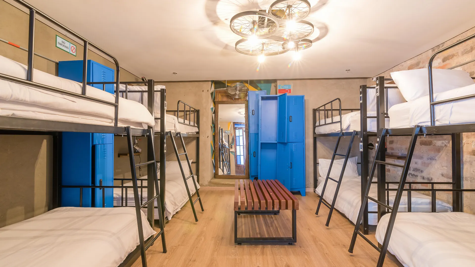*** Hotel Selina Bogota La Candelaria Colombia
